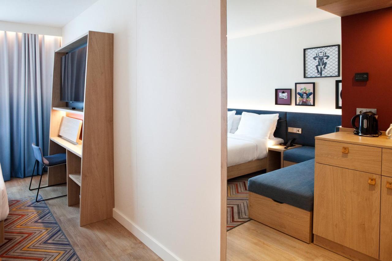 Hampton By Hilton Regensburg Hotel Екстериор снимка