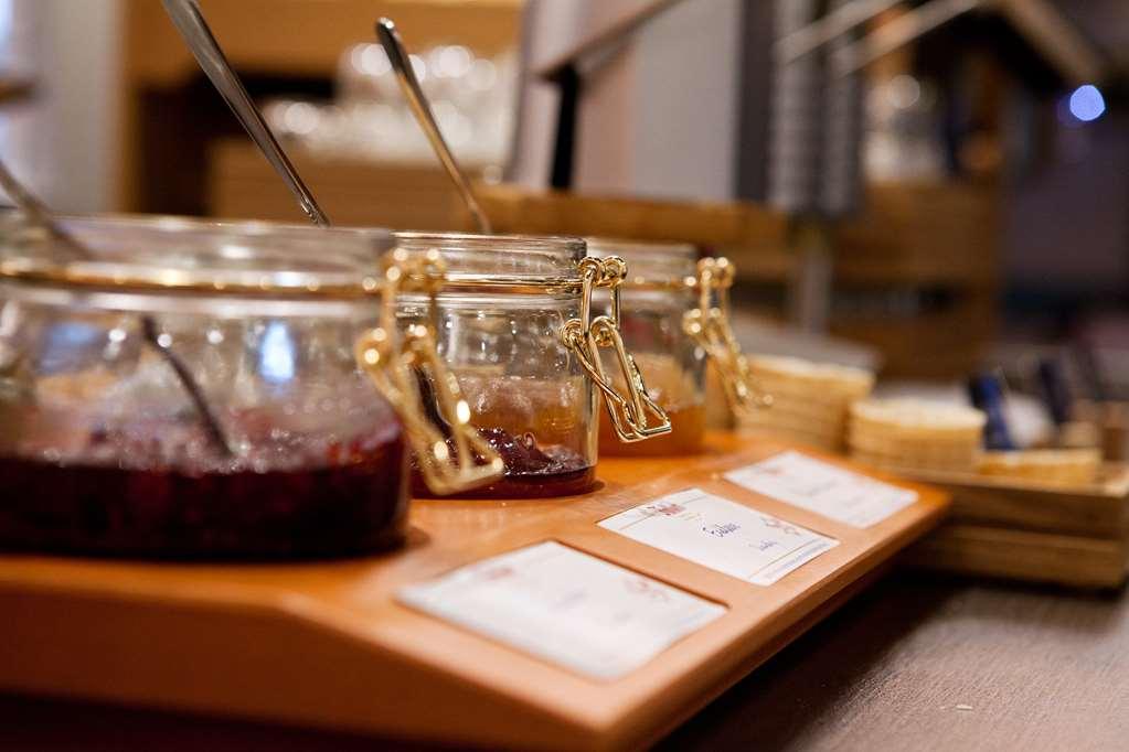 Hampton By Hilton Regensburg Hotel Екстериор снимка