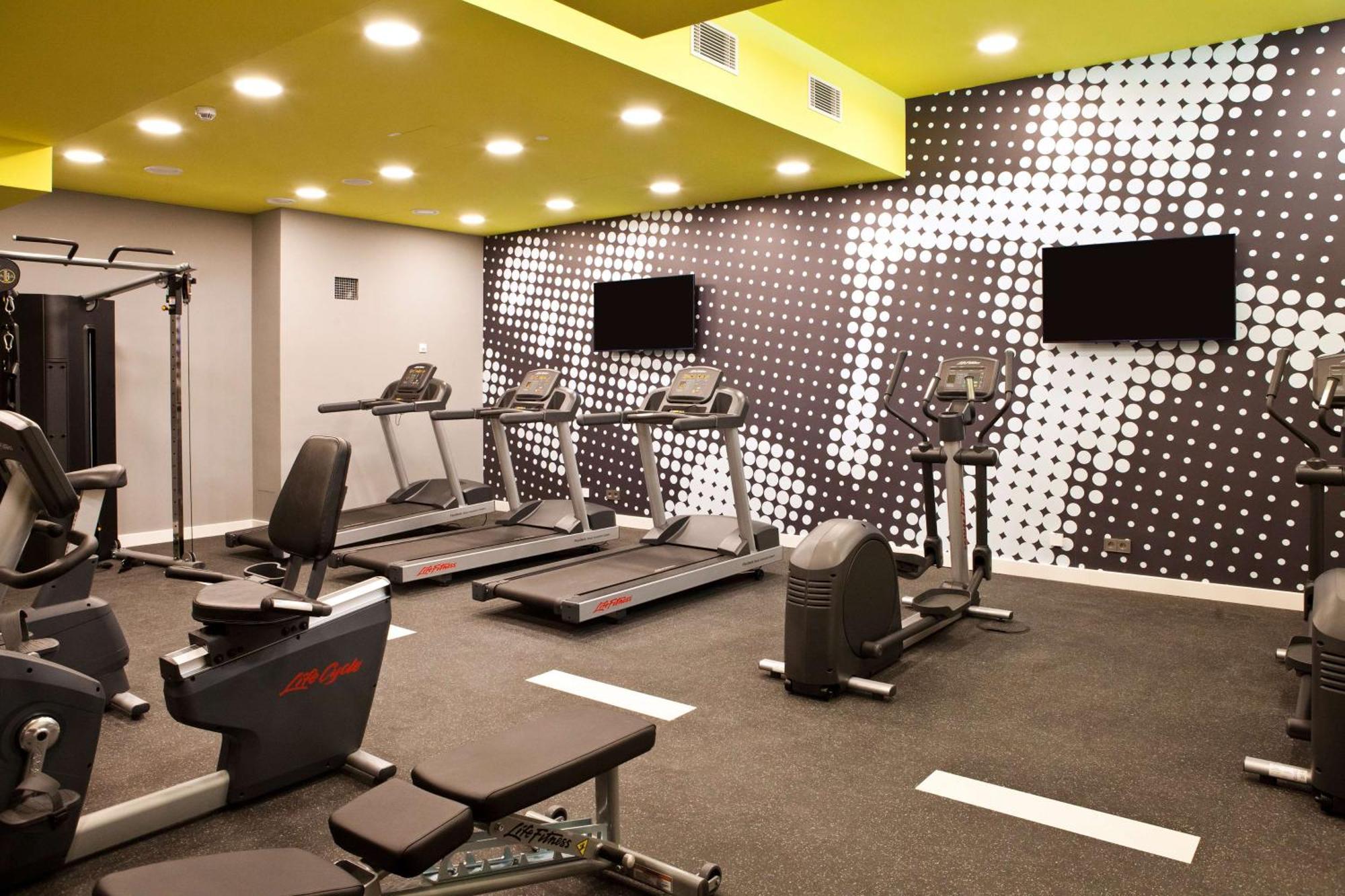 Hampton By Hilton Regensburg Hotel Екстериор снимка